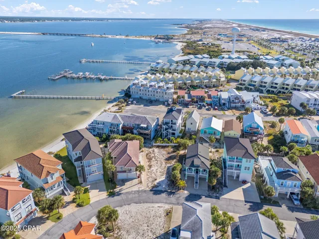 $329,900 | 1428 Sonata Court, Navarre, FL 32566