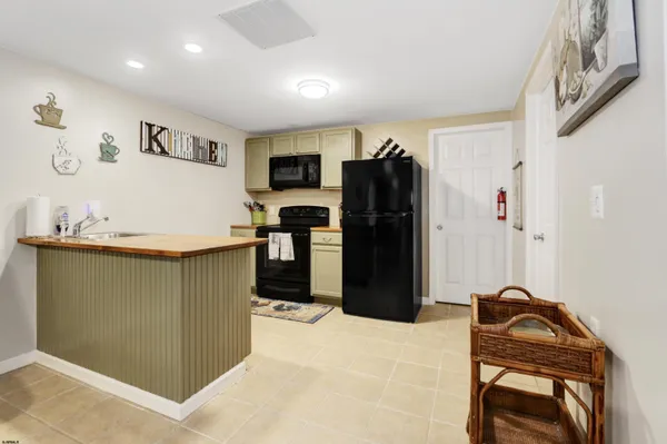 $896,238 | 6188 Maryland Avenue, Mays Landing, NJ 08330