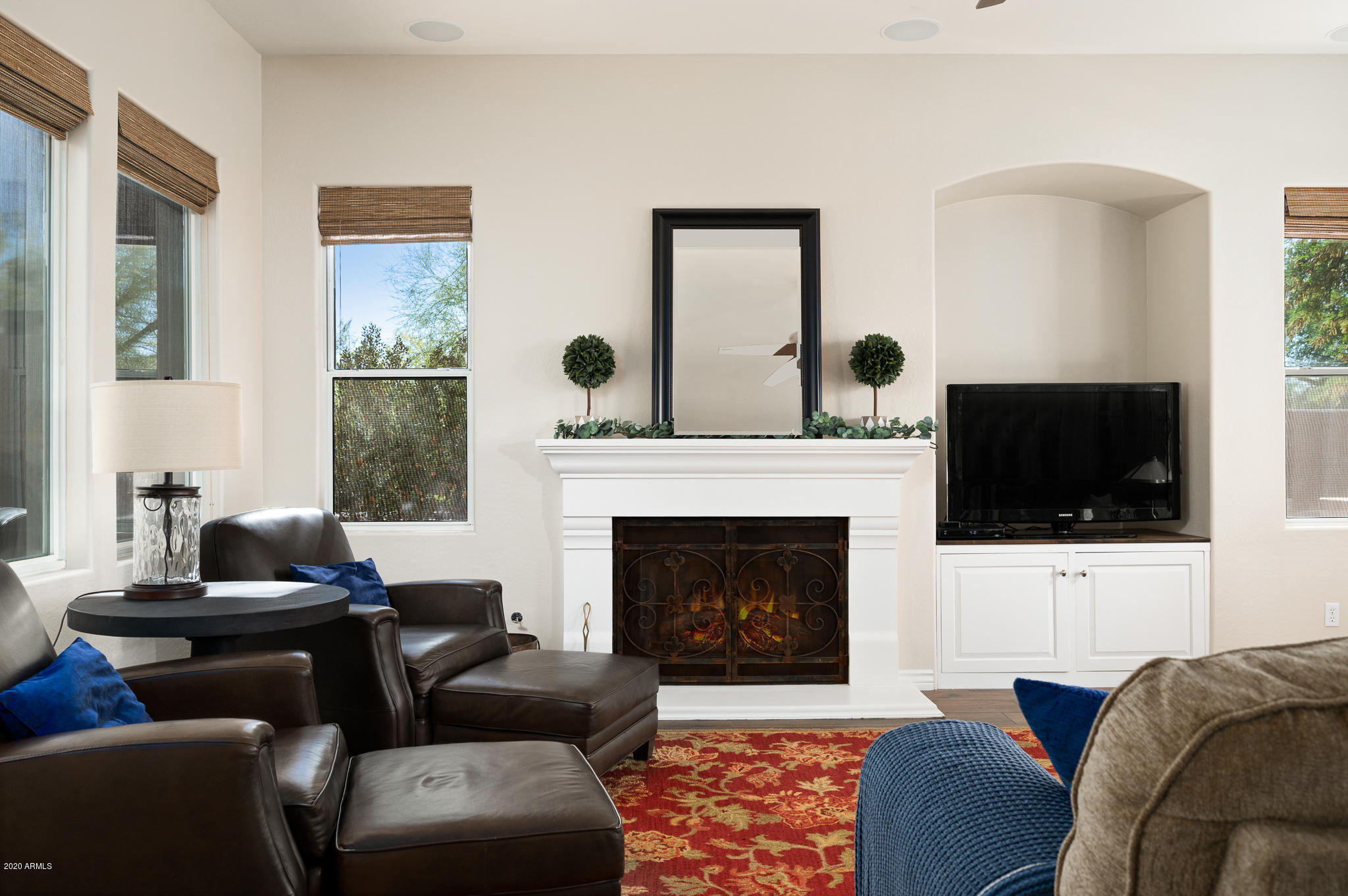 9152 East Mountain Spring Road Scottsdale, AZ 85255 - Photo 12 of 57 Living Room