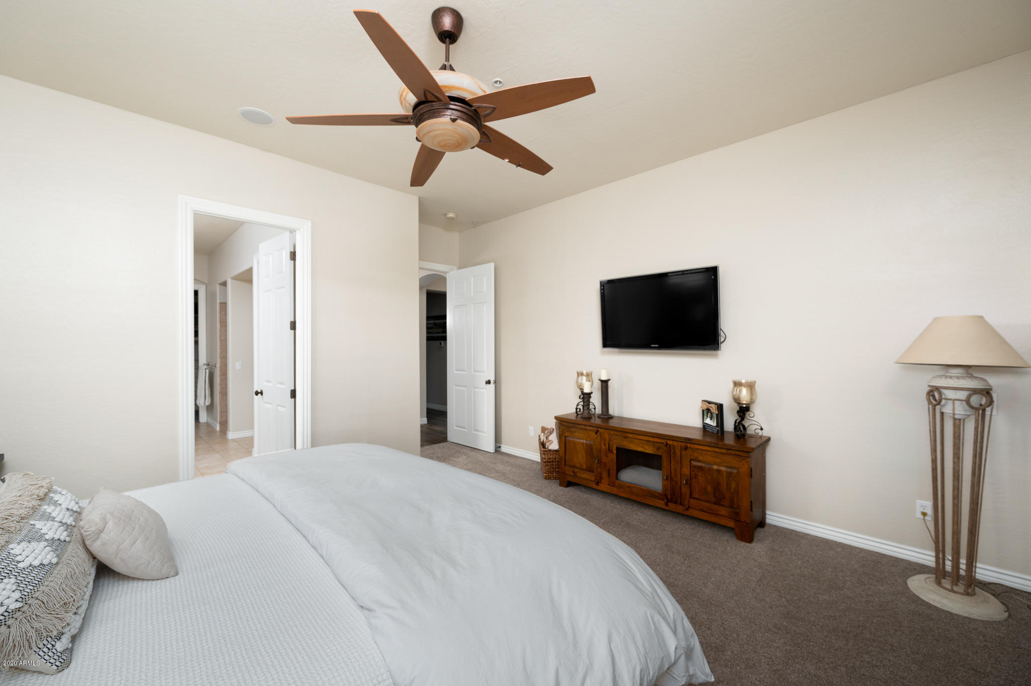 9152 East Mountain Spring Road Scottsdale, AZ 85255 - Photo 21 of 57 Master Bedroom