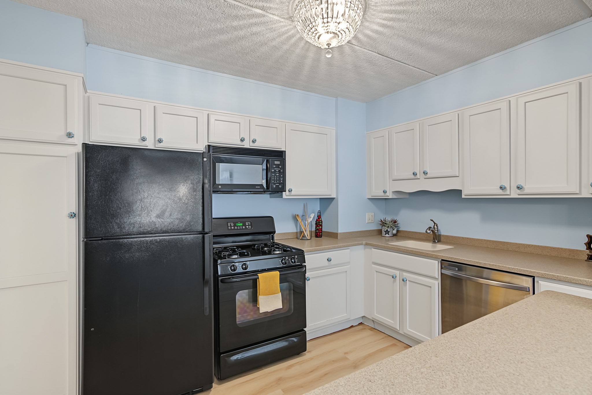 1500 Worcester Road, Unit 715 Framingham, MA 01702 - Photo 21 of 30 Gallery Image 21
