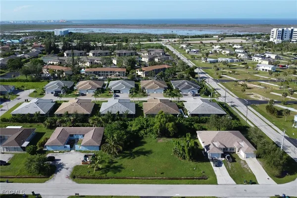 $150,000 | 13410 Pine Needle Lane, Fort Myers, FL 33908