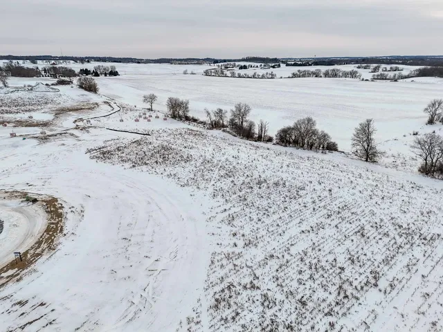 $360,000 | Lot 10 Frostwood Valley Condominium Association, Verona, WI 53593