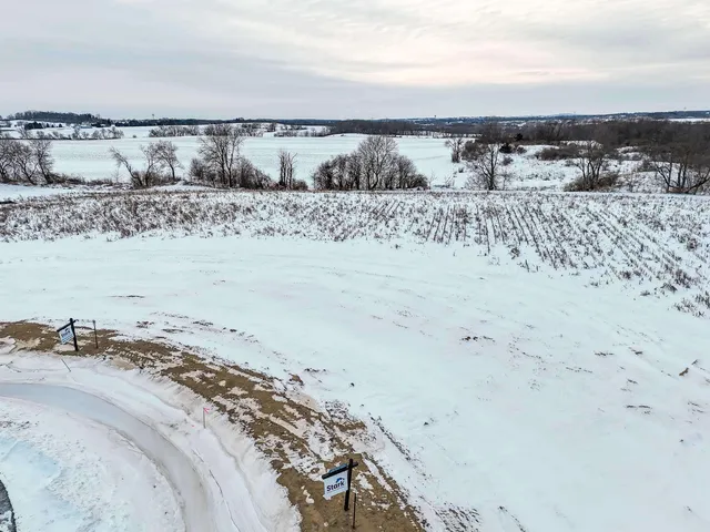$360,000 | Lot 10 Frostwood Valley Condominium Association, Verona, WI 53593