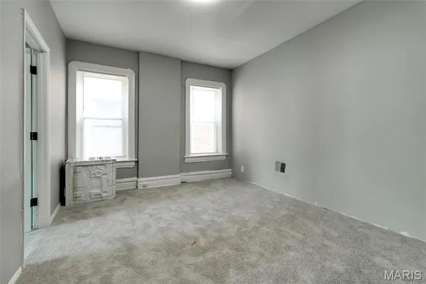 $700 | 1404 A Granville Place, St. Louis, MO 63112