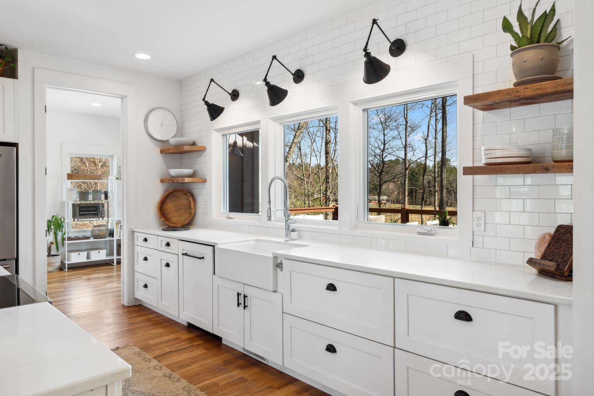 2142 Riceville Road Asheville, NC 28805 - Photo 7 of 48 Gallery Image 7