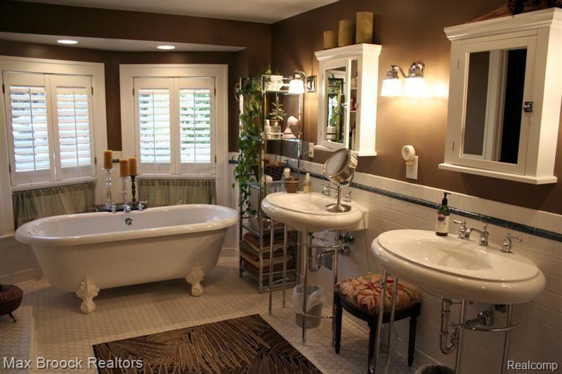 24 Hanover Road Pleasant Ridge, MI 48069 - Photo 16 of 25 Exquistely detailed Master Bath