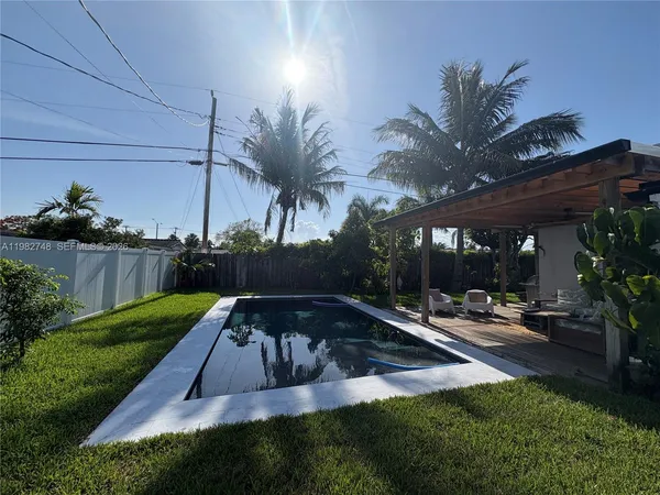 $8,900 | 1251 Southwest 11th Terrace, Boca Raton, FL 33486
