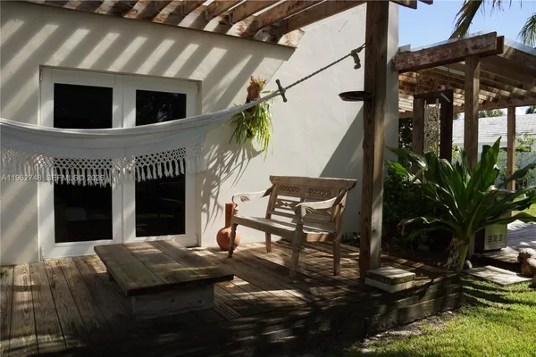 $8,900 | 1251 Southwest 11th Terrace, Boca Raton, FL 33486