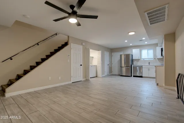 $1,299 | 6138 West Townley Avenue, Glendale, AZ 85302