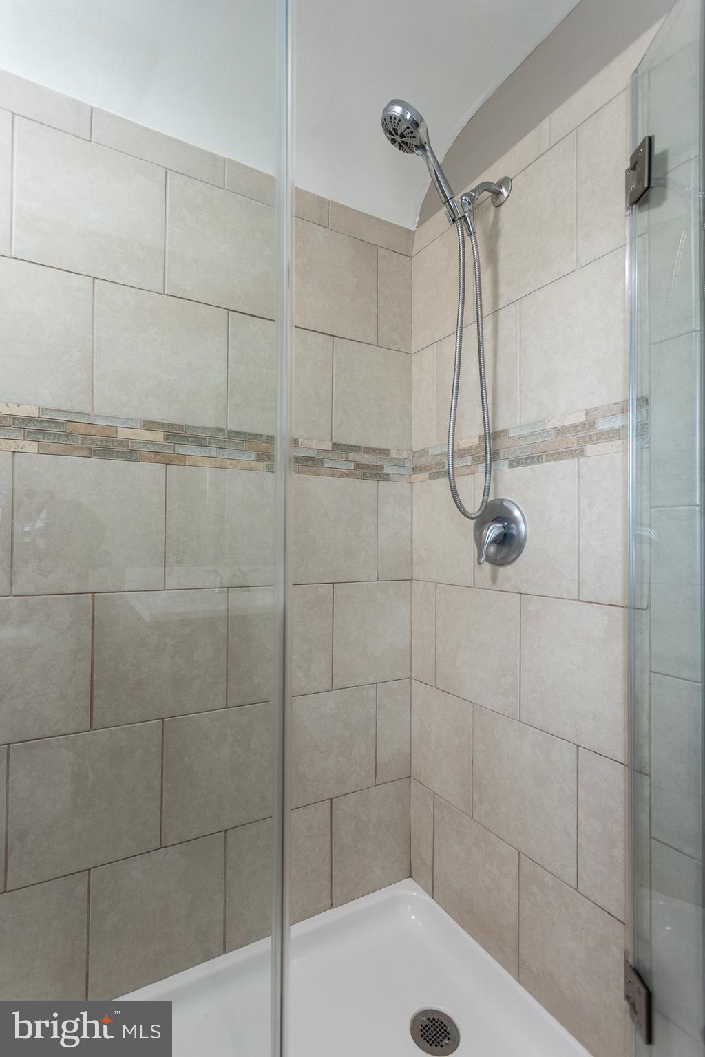 4304 Kensington Road Baltimore, MD 21229 - Photo 20 of 34 Gallery Image 20