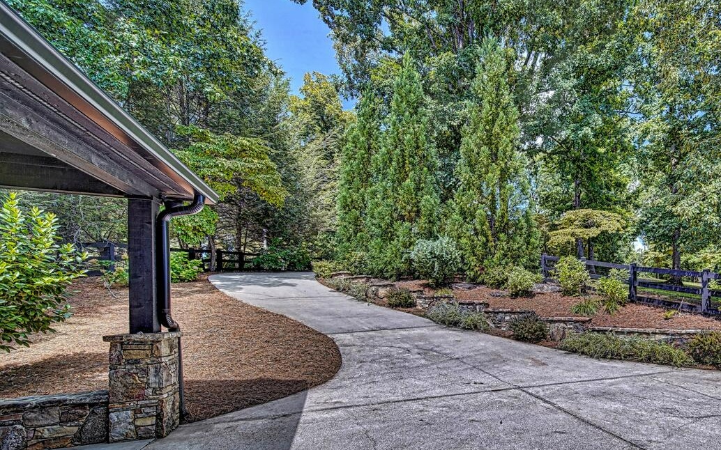 925 Walker Point Road Hayesville, NC 28904 - Photo 9 of 75 Additional View