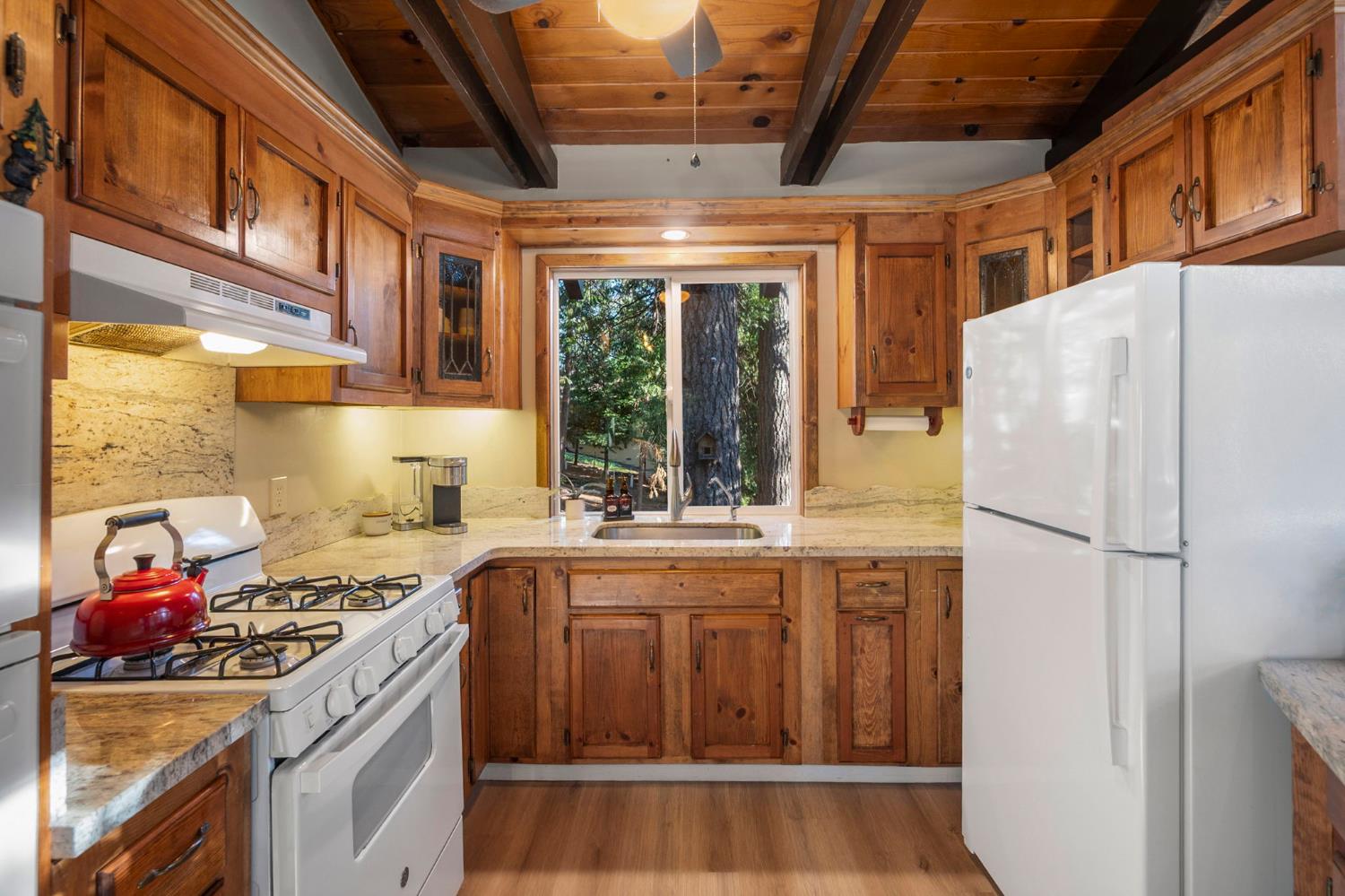 1883 Kit Carson Circle Arnold, CA 95223 - Photo 16 of 47