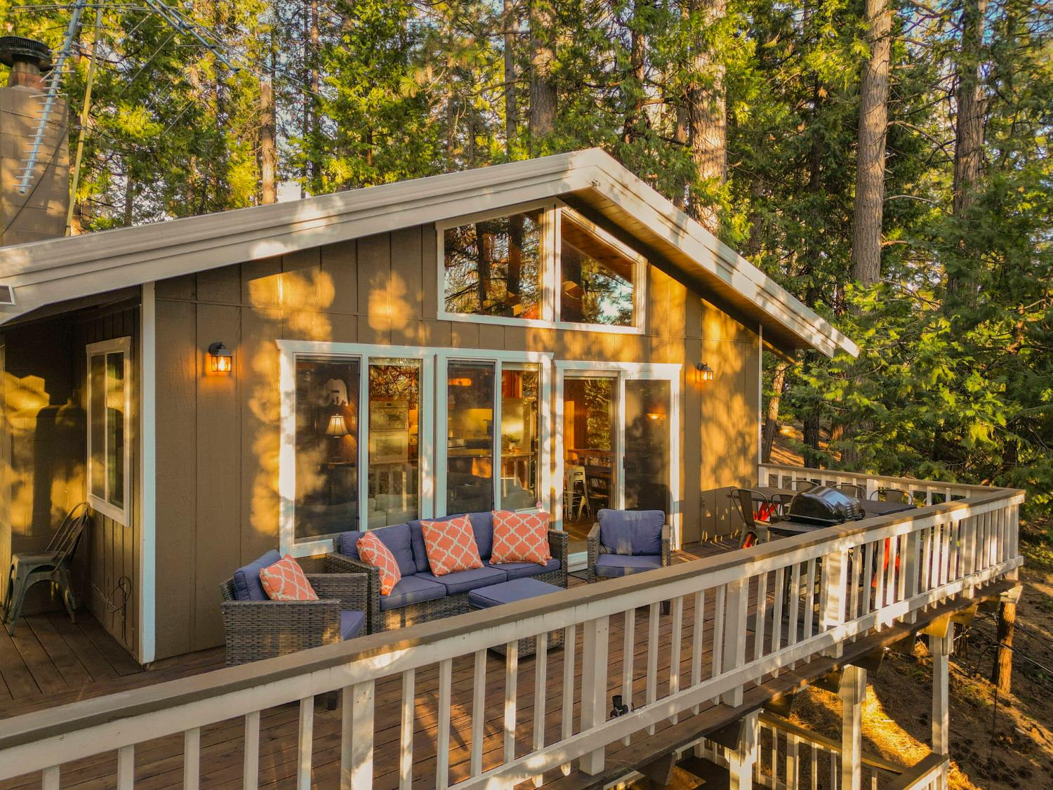 1883 Kit Carson Circle Arnold, CA 95223 - Photo 2 of 47