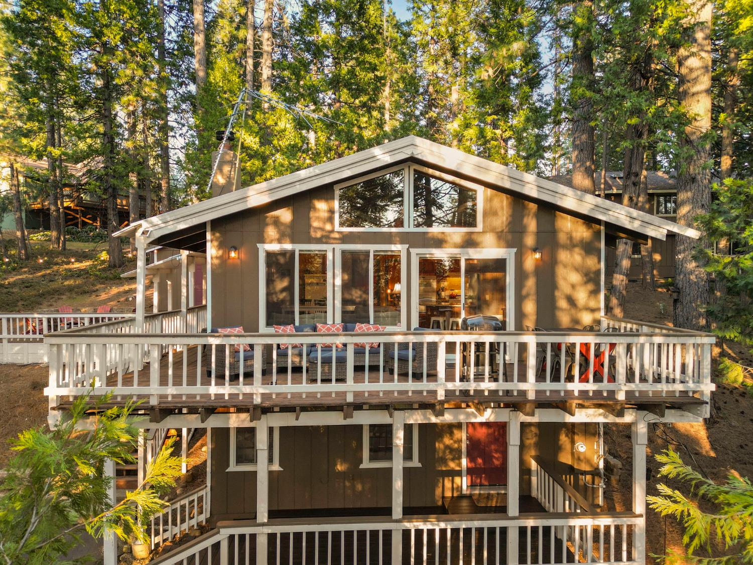 1883 Kit Carson Circle Arnold, CA 95223 - Photo 3 of 47