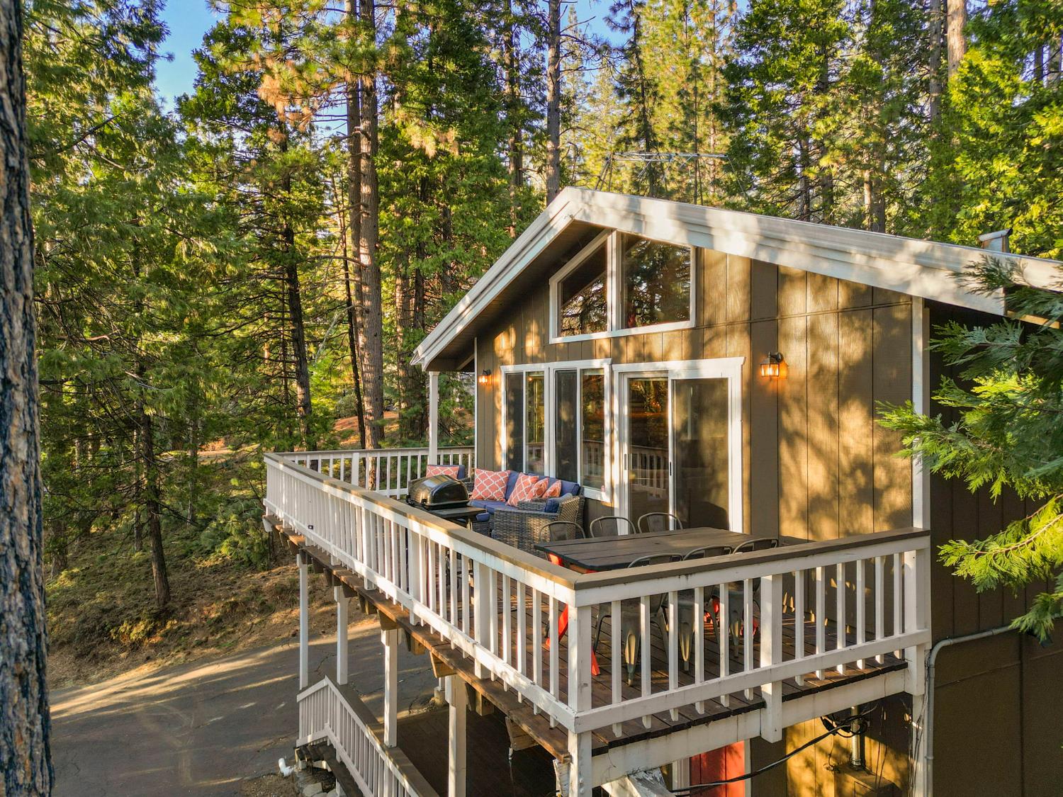 1883 Kit Carson Circle Arnold, CA 95223 - Photo 38 of 47