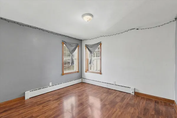 $95,000 | 110 Highway 54, Roberts, IL 60962