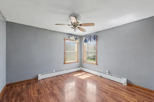 $95,000 | 110 Highway 54, Roberts, IL 60962