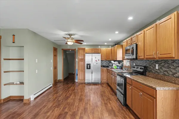 $95,000 | 110 Highway 54, Roberts, IL 60962