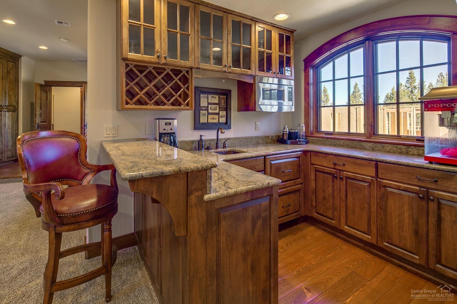 56864 Dancing Rock Loop Bend, OR 97707 - Photo 19 of 25 Bar area in game room