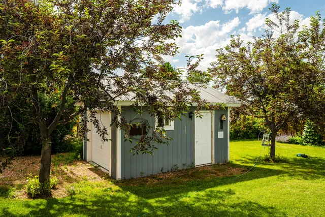 $575,000 | 53 Kelly Lane, Dayton, WY 82836