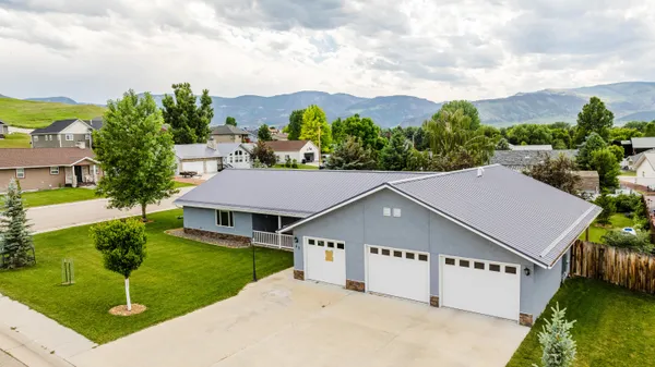 $535,000 | 53 Kelly Lane, Dayton, WY 82836