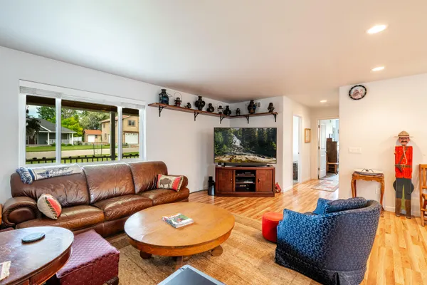 $535,000 | 53 Kelly Lane, Dayton, WY 82836
