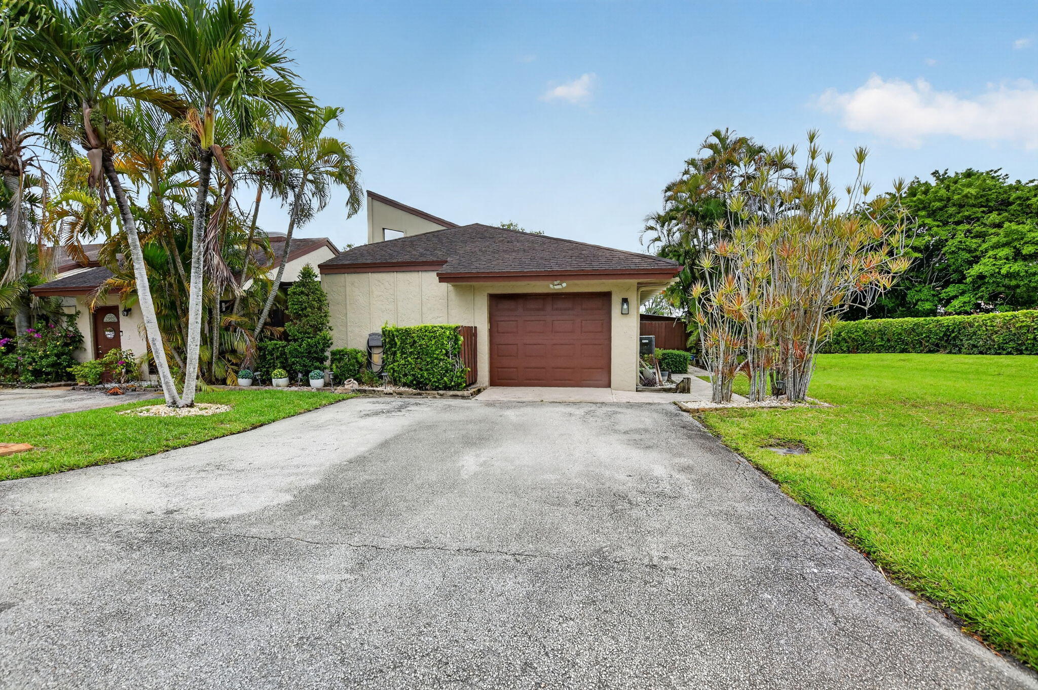 22718 Vistawood Way Boca Raton, FL 33428 - Photo 1 of 43 1-web-or-mls-DSC_7887