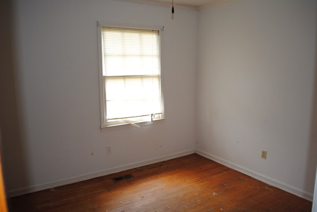 461 Bradley Road Bishopville, SC 29010 - Photo 17 of 34 Gallery Image 17