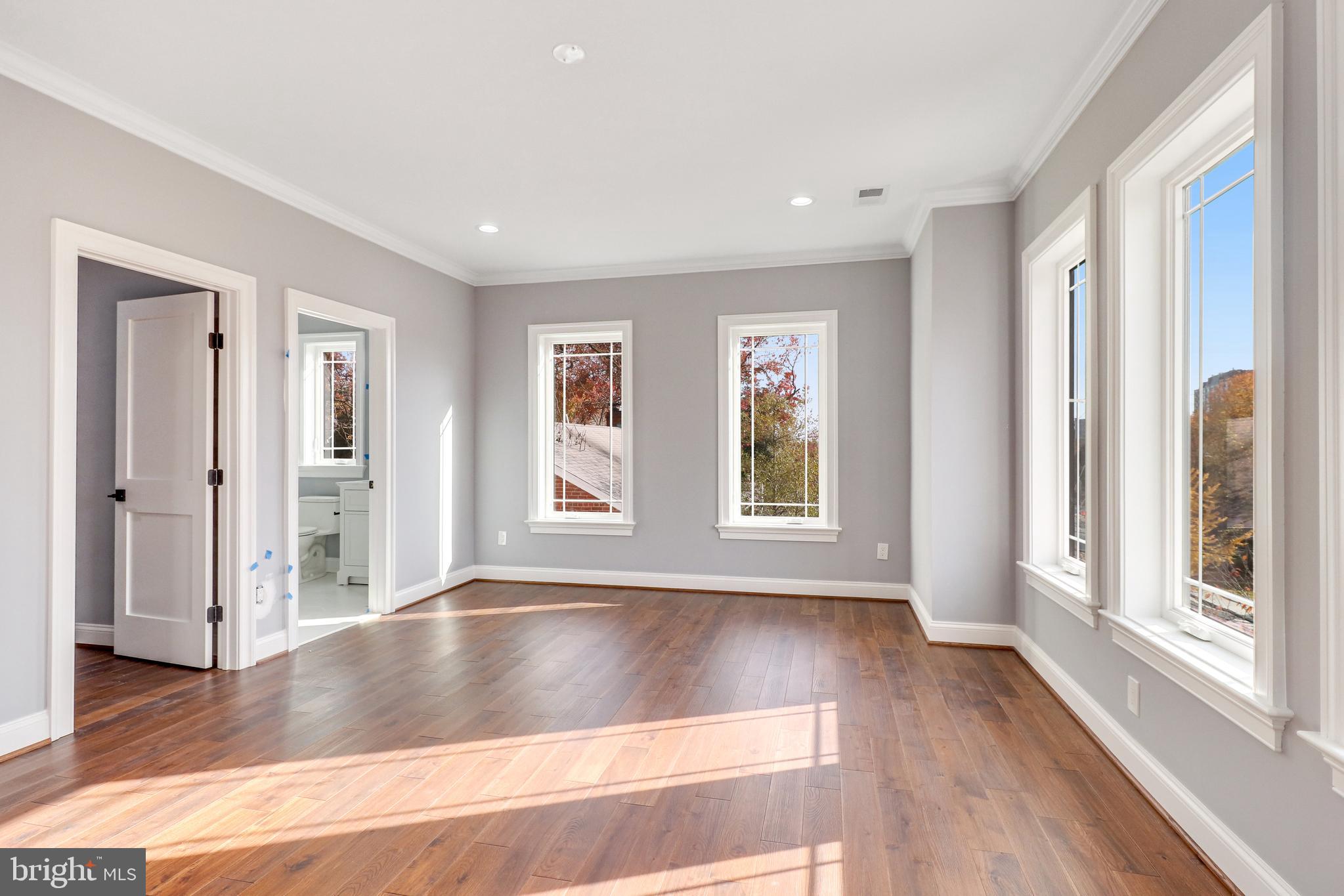 2725 South Arlington Ridge Road Arlington, VA 22202 - Photo 40 of 80 Bedroom