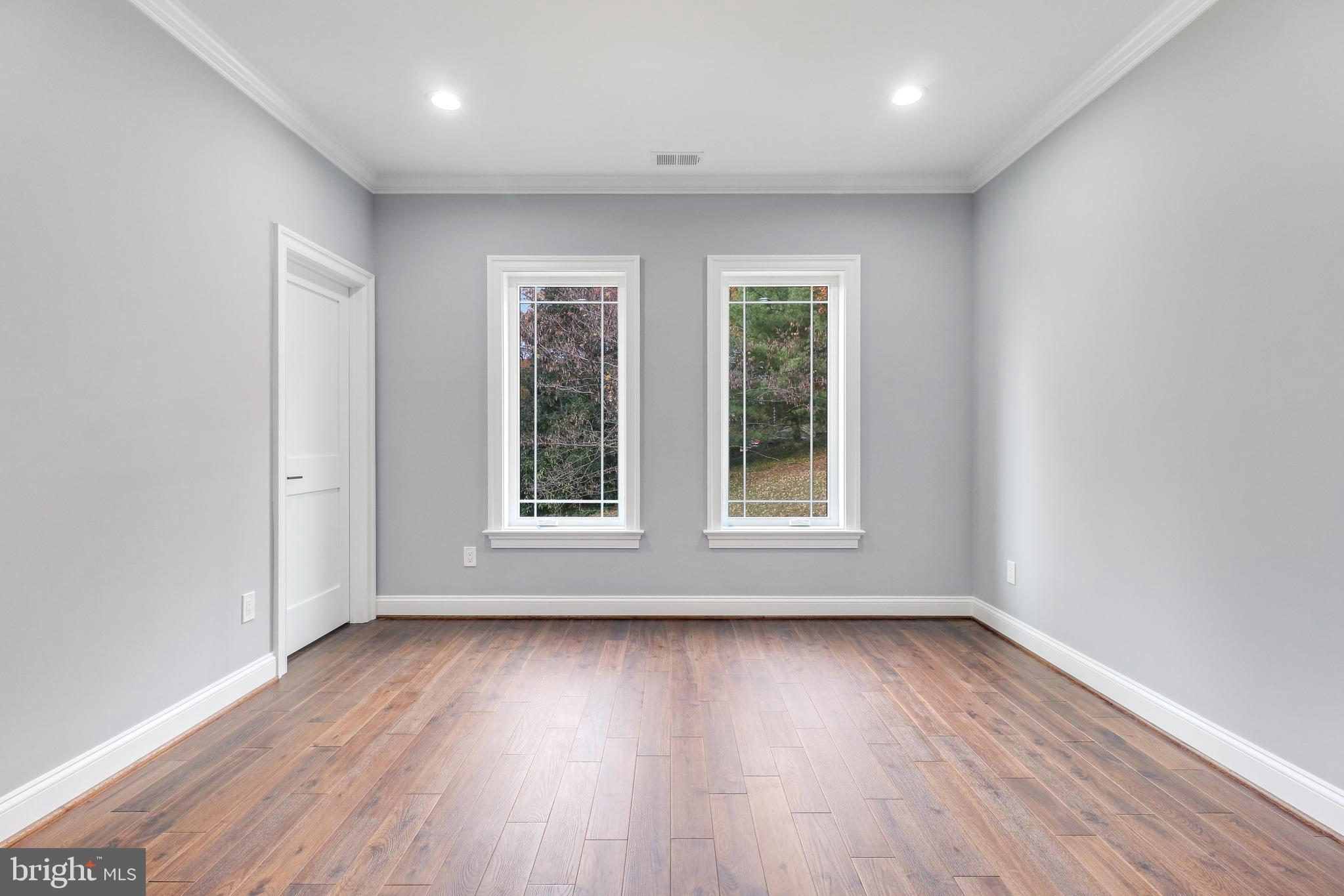 2725 South Arlington Ridge Road Arlington, VA 22202 - Photo 46 of 80 Bedroom