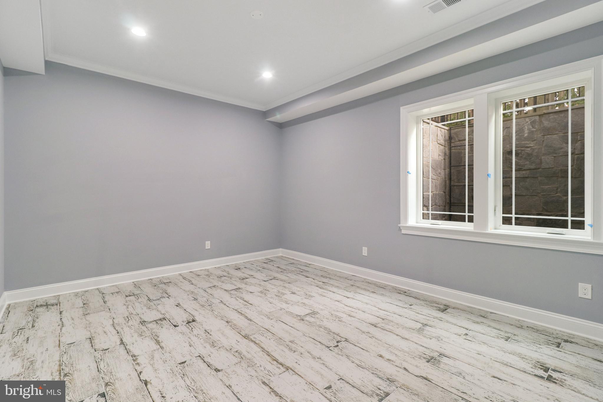 2725 South Arlington Ridge Road Arlington, VA 22202 - Photo 52 of 80 Lower Level