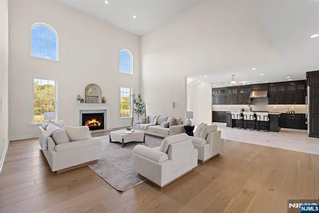 $18,000 | 14 Woodmere Road, Upper Saddle River, NJ 07458