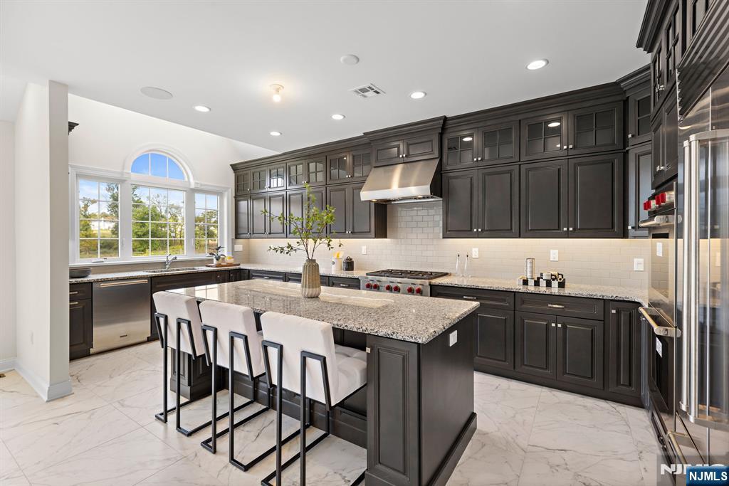 14 Woodmere Road Upper Saddle River, NJ 07458 - Photo 19 of 50