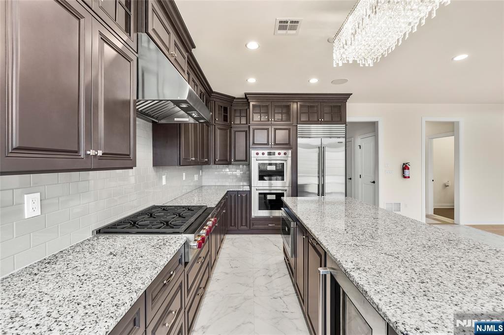 14 Woodmere Road Upper Saddle River, NJ 07458 - Photo 23 of 50