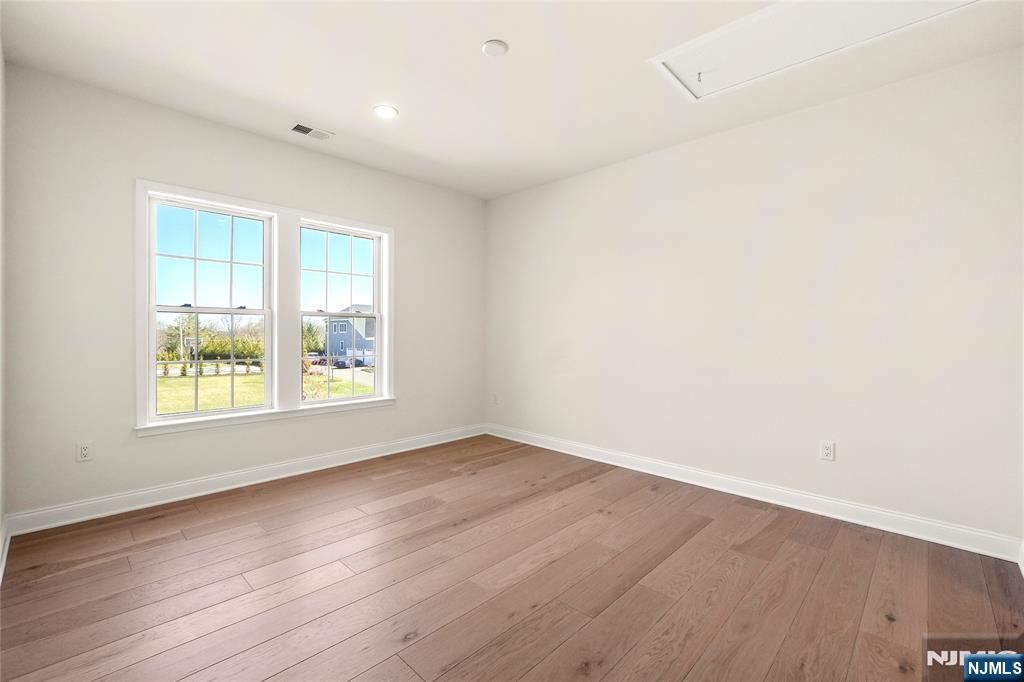 14 Woodmere Road Upper Saddle River, NJ 07458 - Photo 42 of 50