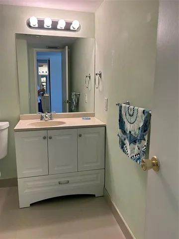 $2,400 | 2800 Northeast 14th Street Causeway, Unit 207, Pompano Beach, FL 33062