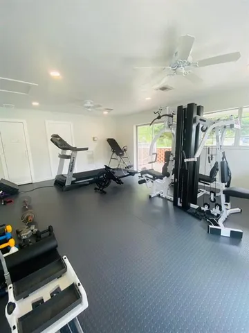 $2,400 | 2800 Northeast 14th Street Causeway, Unit 207, Pompano Beach, FL 33062