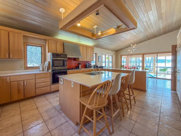 $1,200,000 | 3620 Gryce Styne Road Northeast, Bemidji, MN 56601