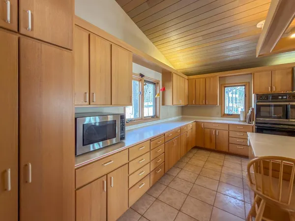 $1,200,000 | 3620 Gryce Styne Road Northeast, Bemidji, MN 56601