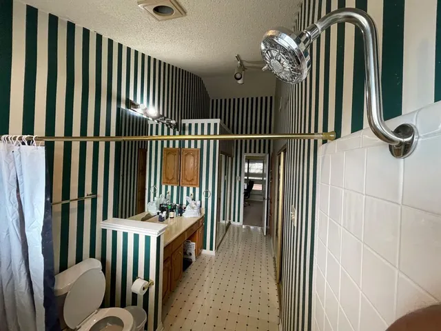 $1,999 | 2200 West Park Boulevard, Unit 1904, Plano, TX 75075