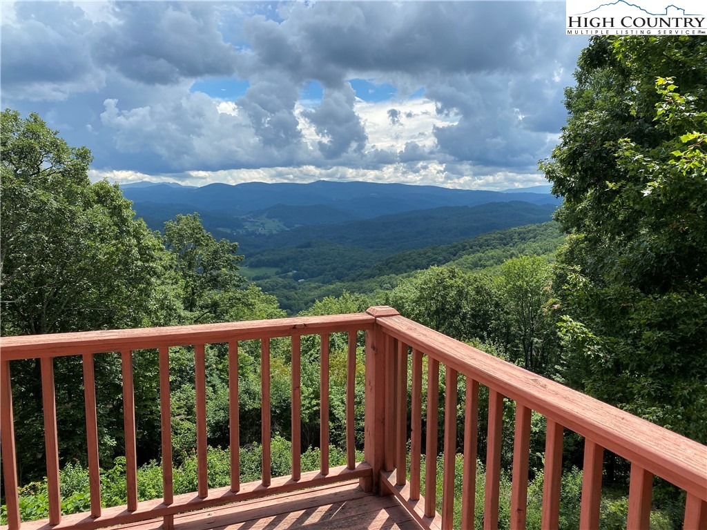 985 Locust Gap Road Vilas, NC 28692 - Photo 12 of 45 Gallery Image 12
