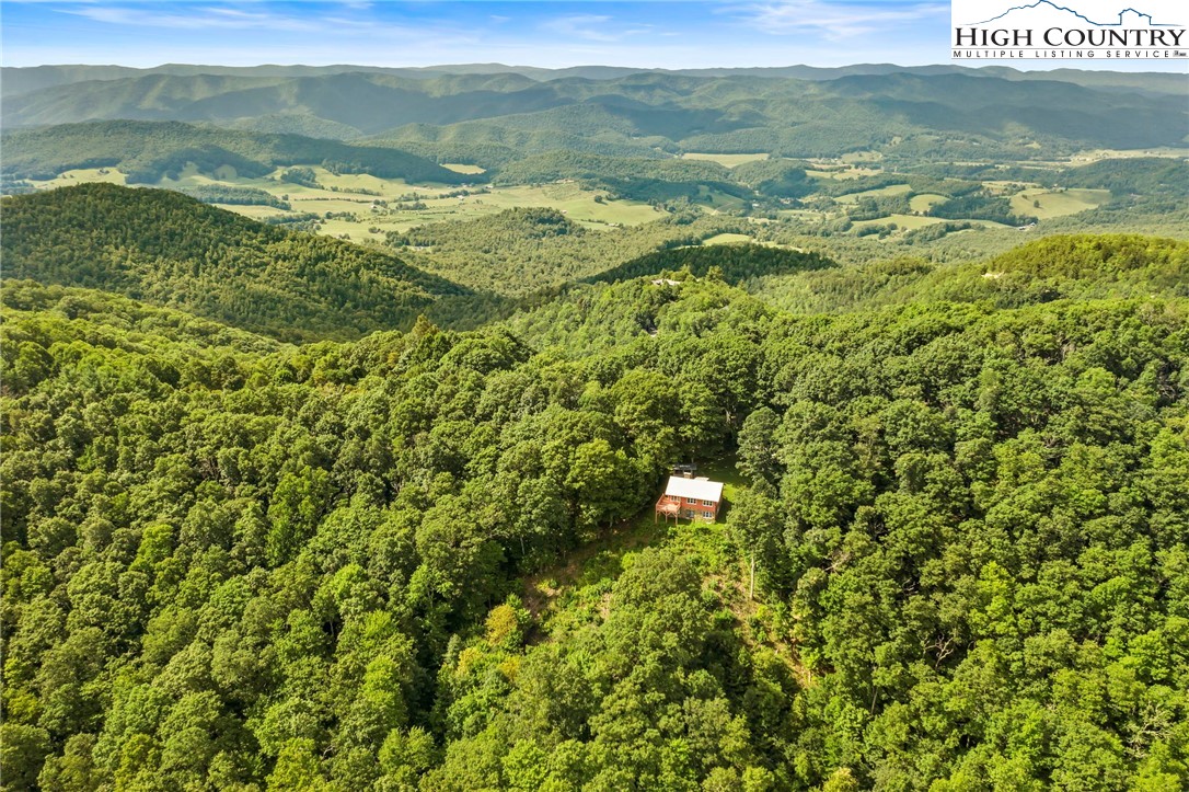 985 Locust Gap Road Vilas, NC 28692 - Photo 3 of 45 Gallery Image 3