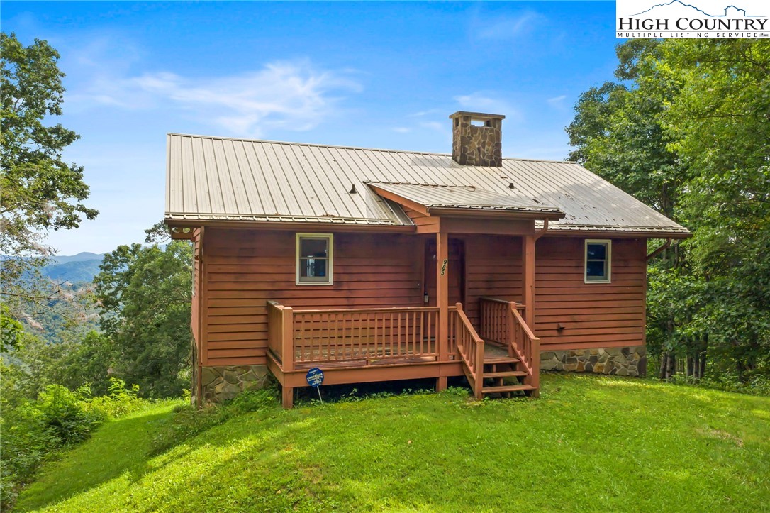 985 Locust Gap Road Vilas, NC 28692 - Photo 5 of 45 Gallery Image 5