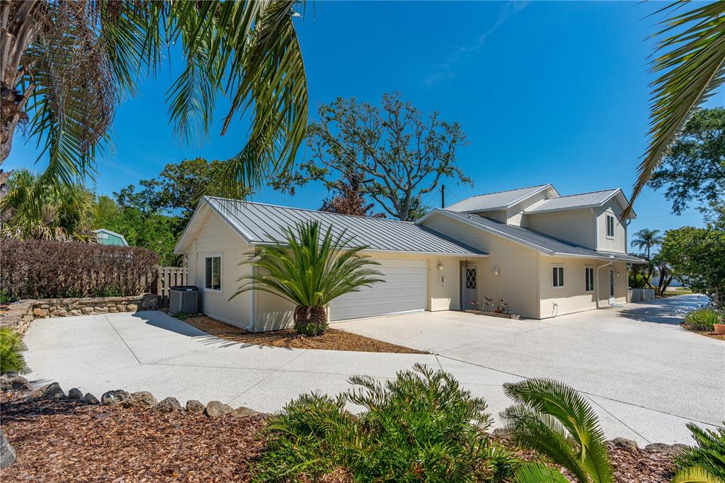 1818 South Riverside Drive Edgewater, FL 32141 - Photo 3 of 46