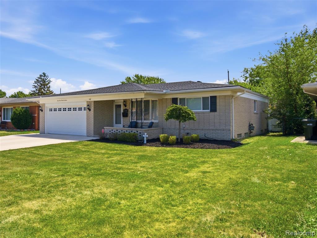33367 Elgin Court Sterling Heights, MI 48310 - Photo 4 of 32 Gallery Image 4