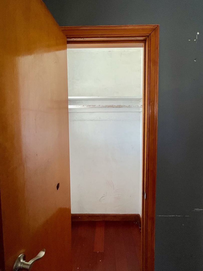 7304 West 57th Street Summit, IL 60501 - Photo 29 of 32 a view of door