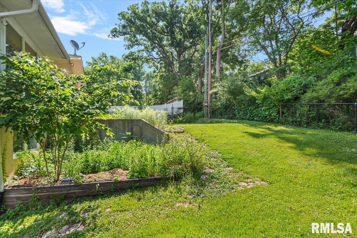 1704 West Jackson Street Springfield, IL 62704 - Photo 37 of 42