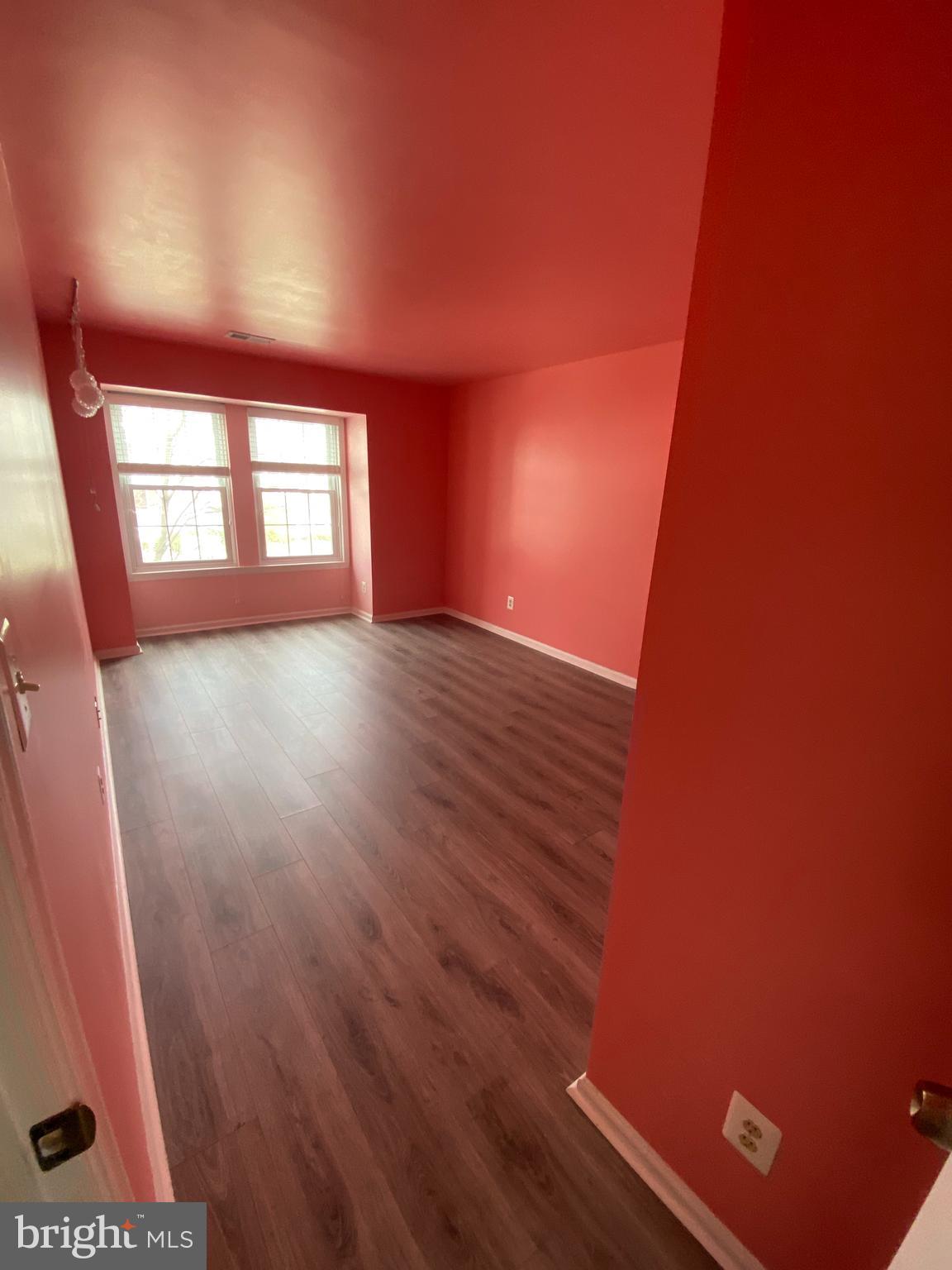 12891 B Grays Pointe Road Fairfax, VA 22033 - Photo 14 of 22 bedroom 1 (master)