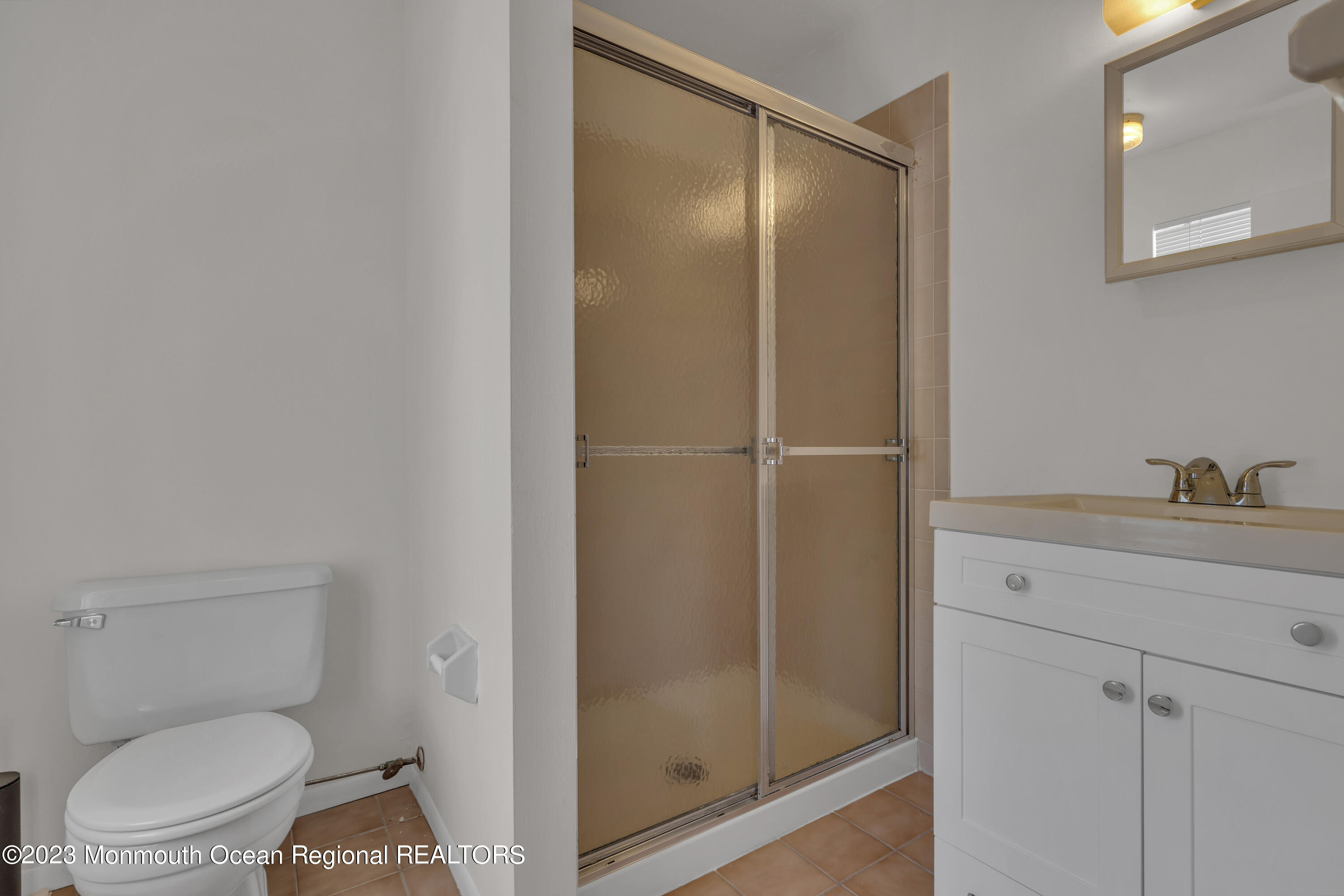 67 Chestnut Way, Unit 67 Manalapan, NJ 07726 - Photo 22 of 39 046_dsc04057